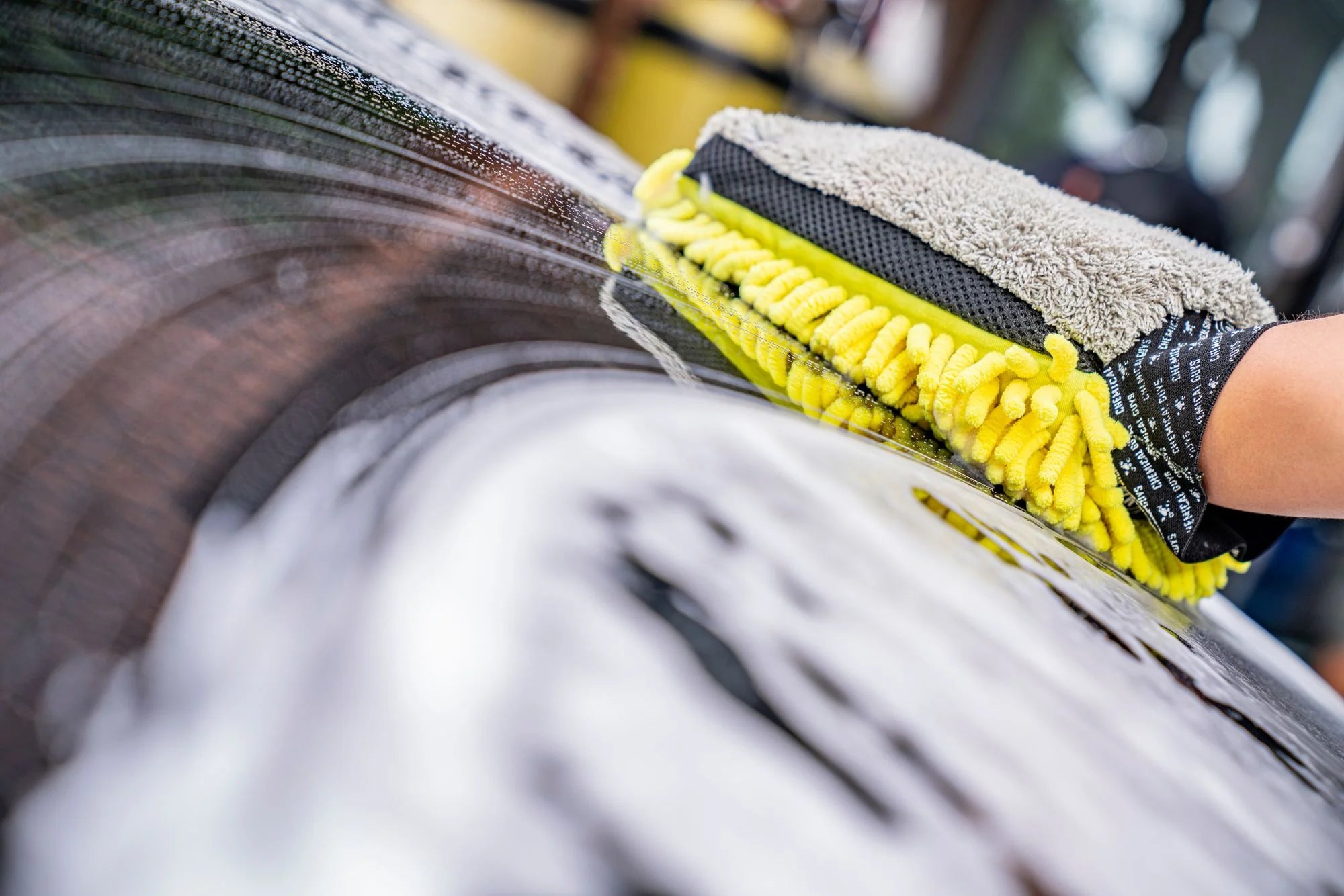 3-Way Premium Wash Mitt - Image 2
