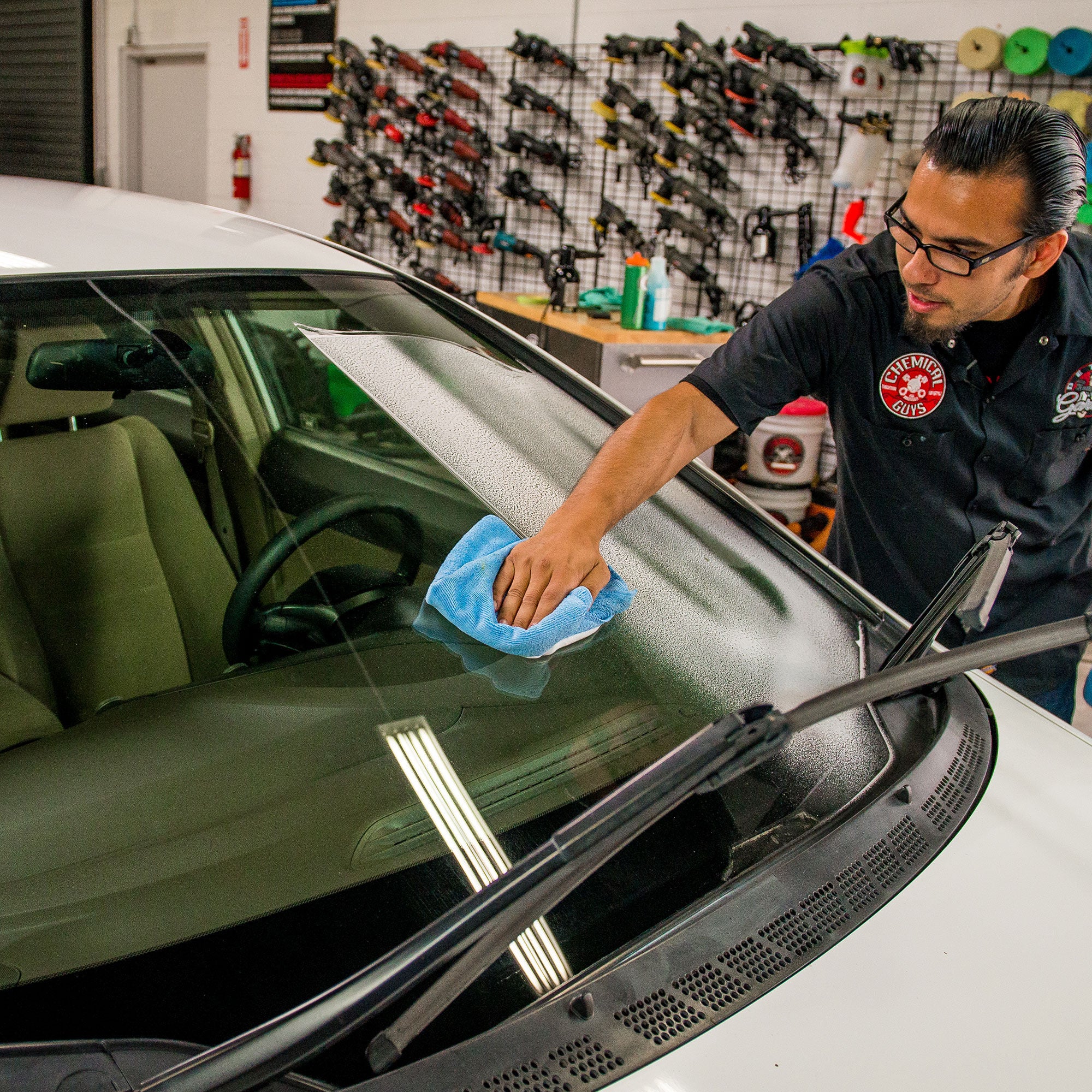 Glass Only Easy to Use Foaming Aerosol Cleaner Spray - Image 9
